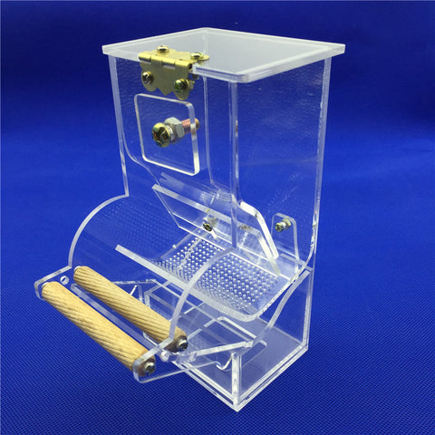 Anti-Planing Bird food container